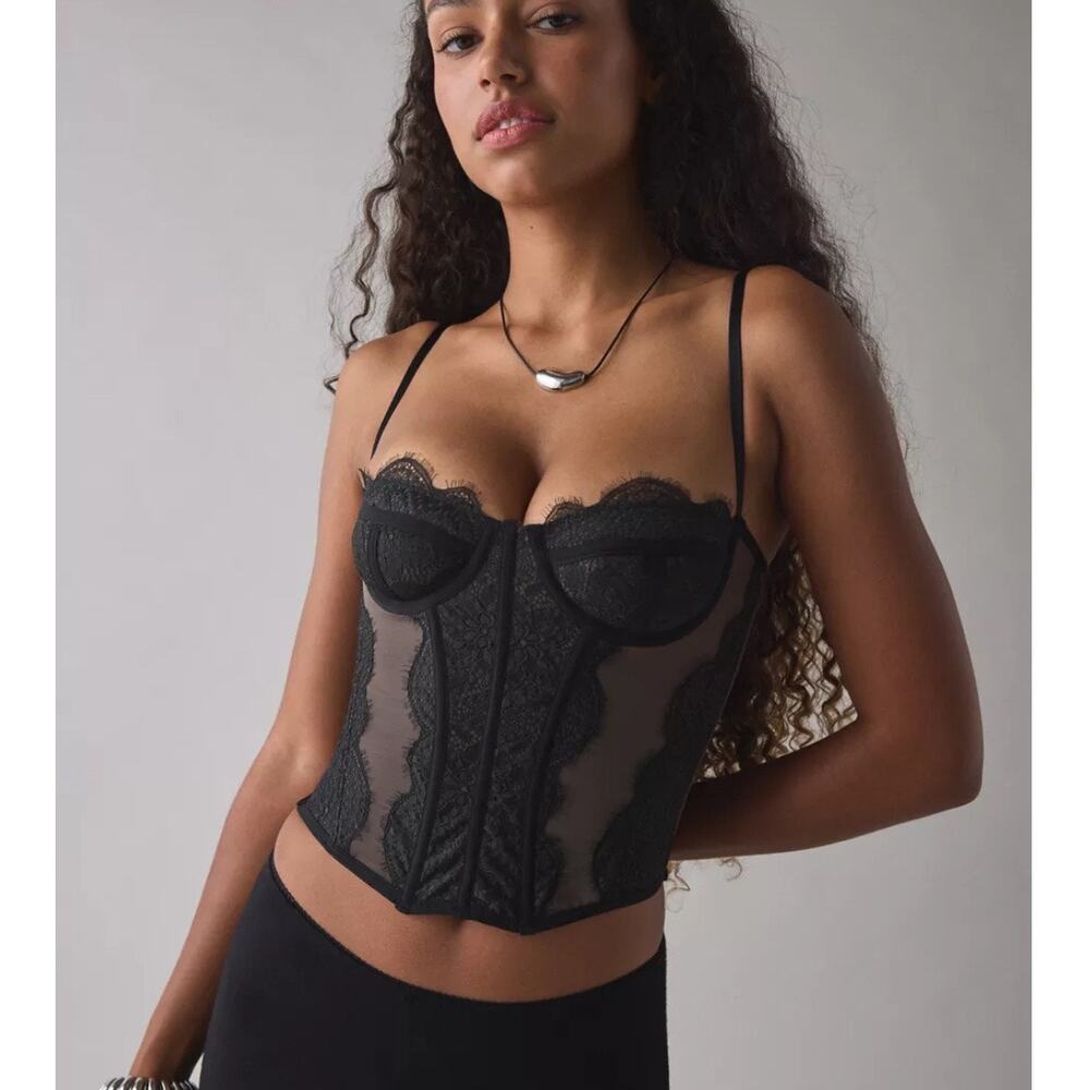UO Out From Under Modern Love Corset Bustier Top Sz Large Lace Sexy Romantic